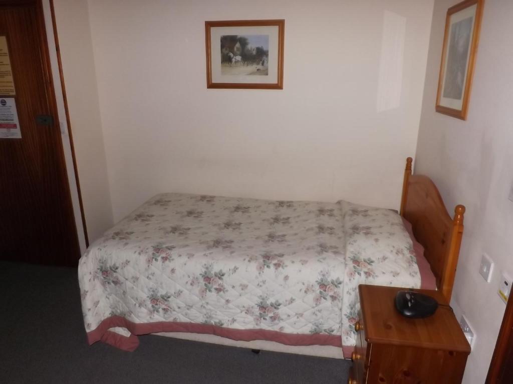 Cottage Guest House Ґіллінґдон Номер фото