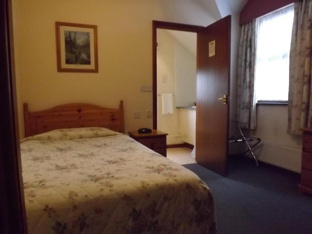 Cottage Guest House Ґіллінґдон Номер фото