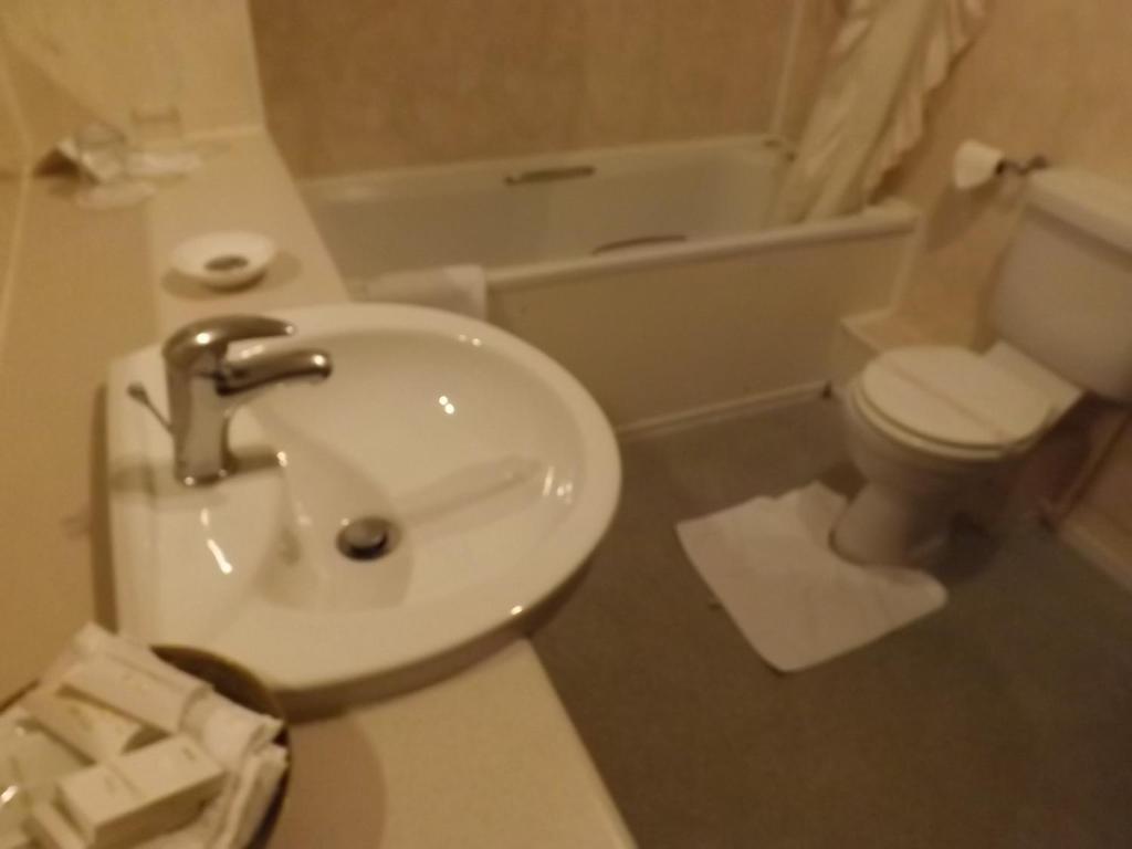 Cottage Guest House Ґіллінґдон Номер фото